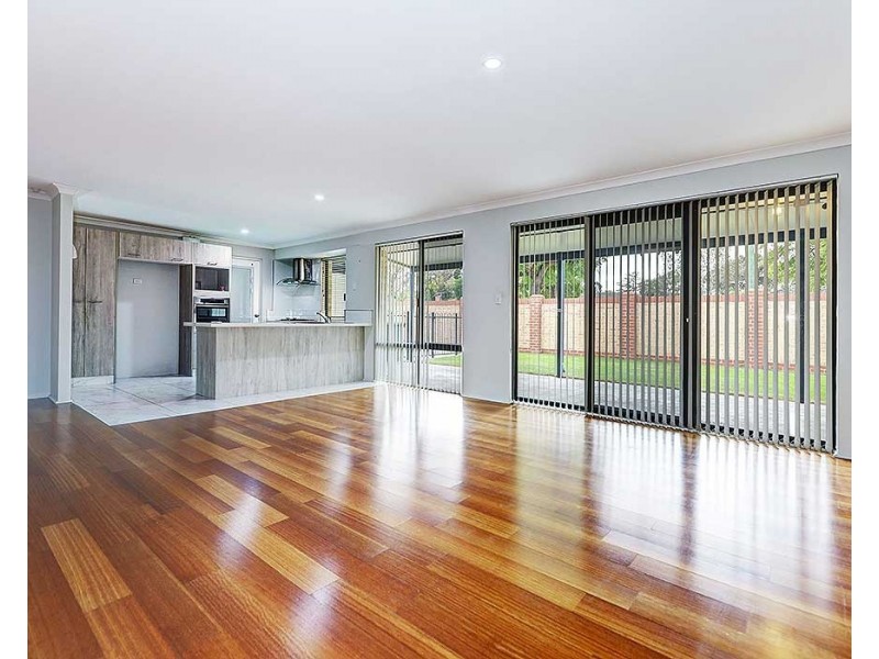 1 Myerson Crescent, Maida Vale WA 6057