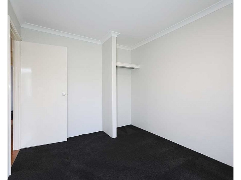 1 Myerson Crescent, Maida Vale WA 6057