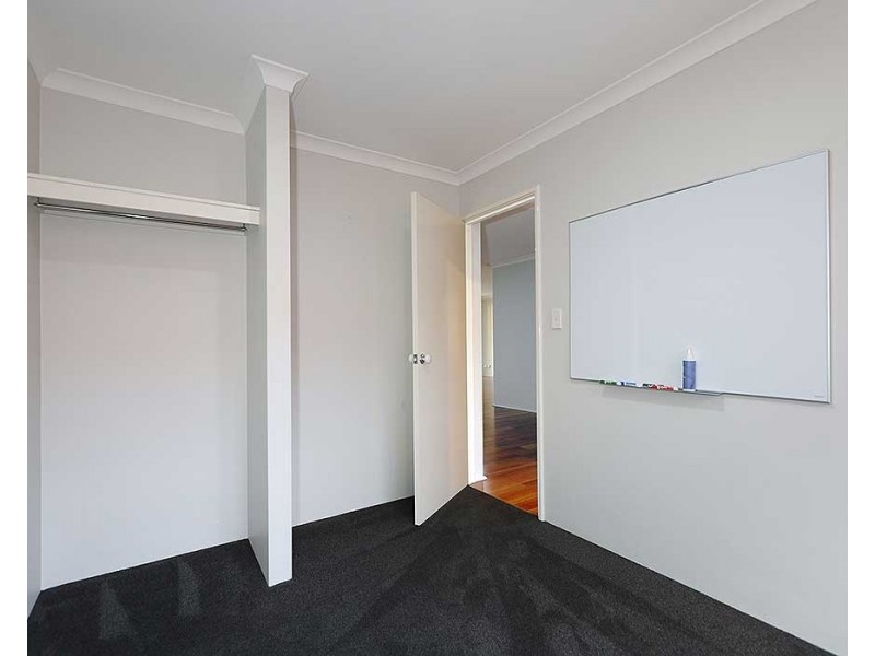 1 Myerson Crescent, Maida Vale WA 6057
