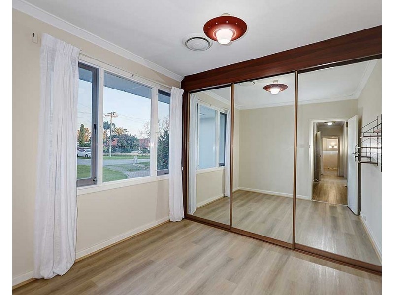 12 Tia Avenue, High Wycombe WA 6057