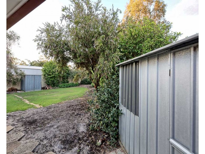 12 Tia Avenue, High Wycombe WA 6057