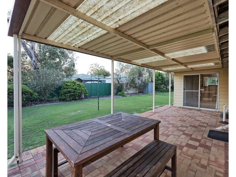 12 Tia Avenue, High Wycombe WA 6057