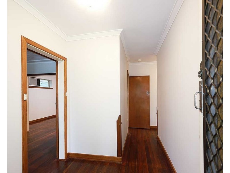 11 Hume Road, High Wycombe WA 6057