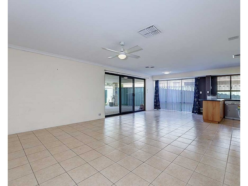 53 Upwood Circle, High Wycombe WA 6057