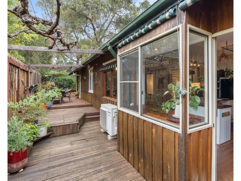 12 Longfellow Road, Gooseberry Hill WA 6076