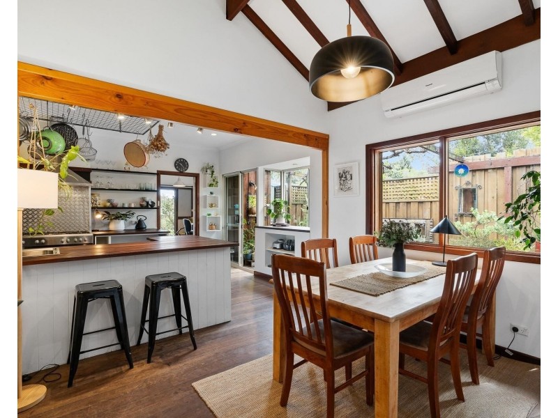 12 Longfellow Road, Gooseberry Hill WA 6076