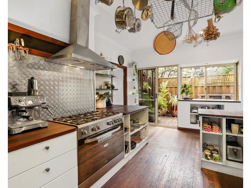 12 Longfellow Road, Gooseberry Hill WA 6076