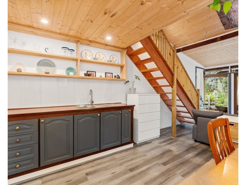 12 Longfellow Road, Gooseberry Hill WA 6076