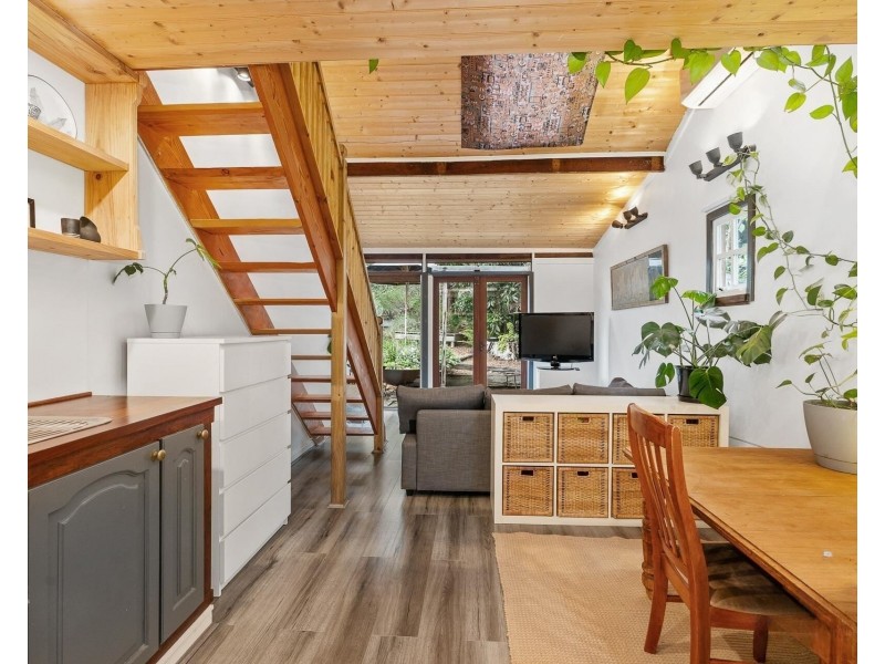 12 Longfellow Road, Gooseberry Hill WA 6076