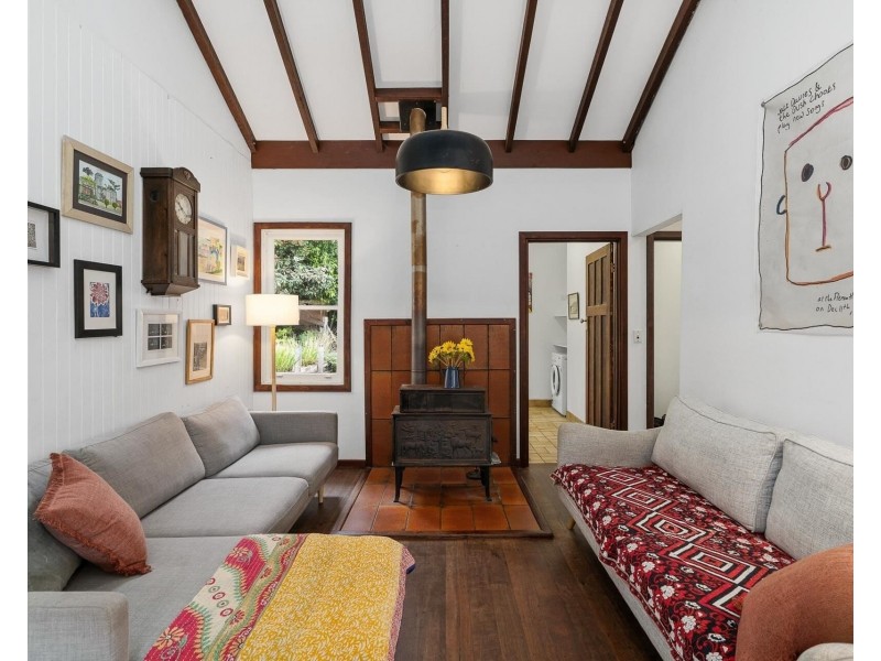 12 Longfellow Road, Gooseberry Hill WA 6076