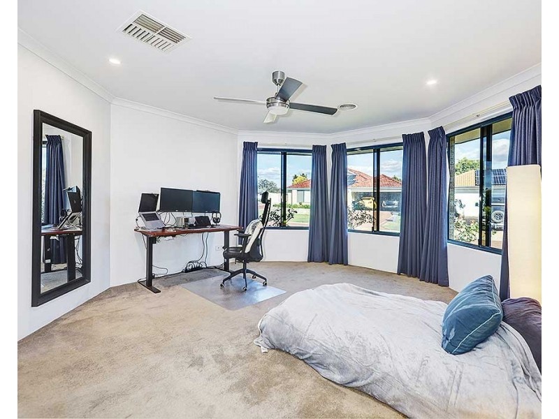 9 Fleet Circle, High Wycombe WA 6057