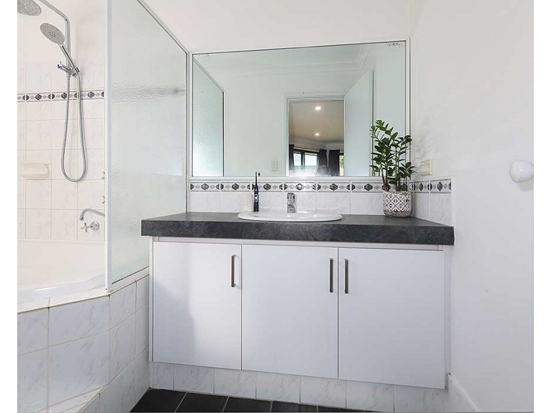 9 Fleet Circle, High Wycombe WA 6057