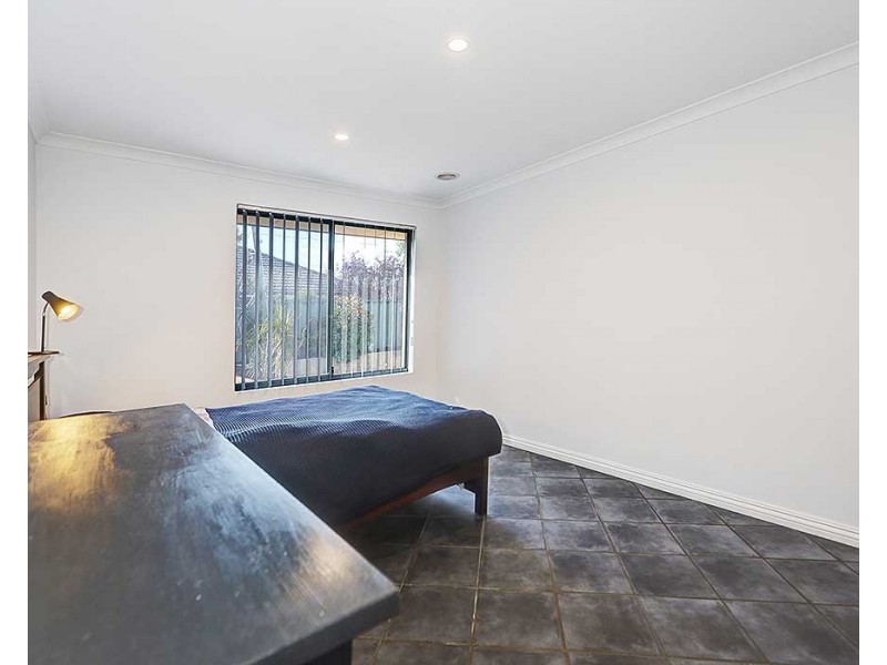 9 Fleet Circle, High Wycombe WA 6057