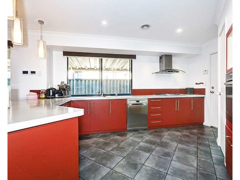 9 Fleet Circle, High Wycombe WA 6057