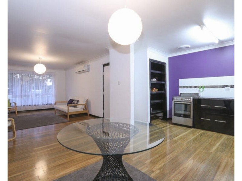 211A Kalamunda Road, Maida Vale WA 6057