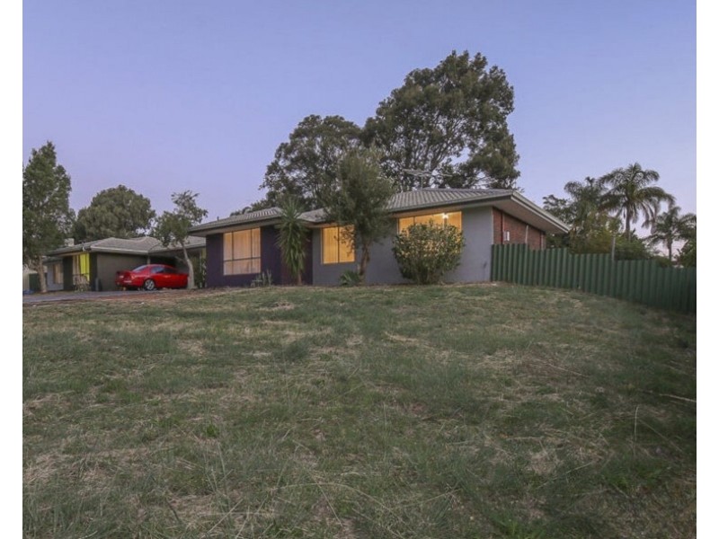 211A Kalamunda Road, Maida Vale WA 6057