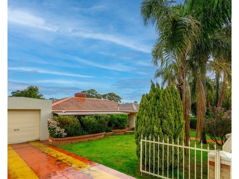 10 Hume Court, Parmelia WA 6167