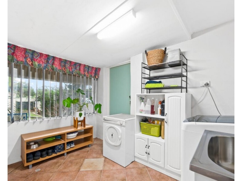 10 Hume Court, Parmelia WA 6167