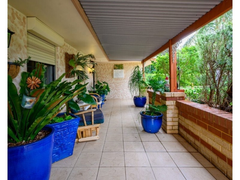 10 Hume Court, Parmelia WA 6167