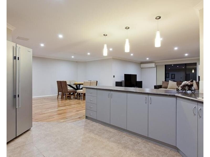 28 Concorde Drive, High Wycombe WA 6057