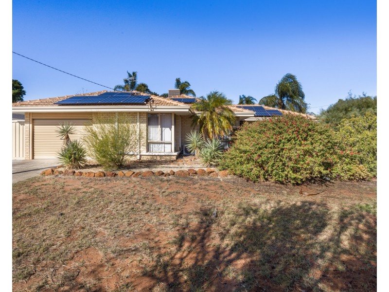 1 Galena Court, High Wycombe WA 6057