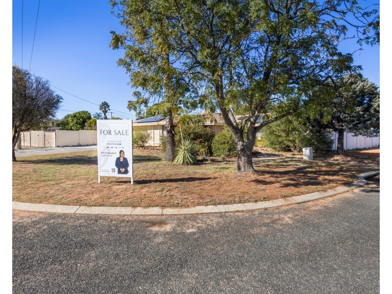 1 Galena Court, High Wycombe WA 6057