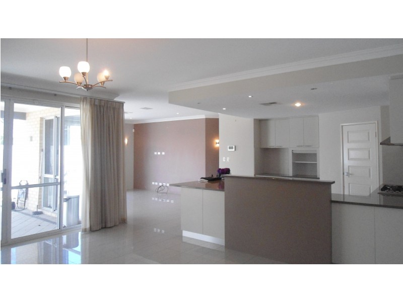 24 Clearwater Drive, Southern River WA 6110