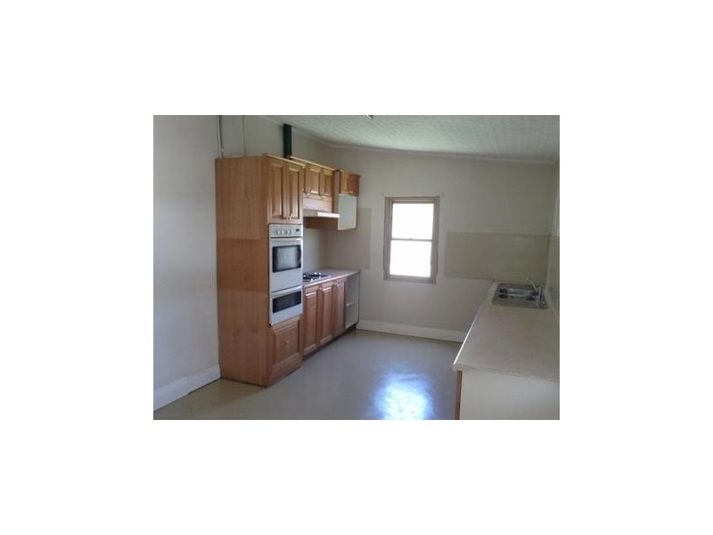 10 Wroxton Place, Midland WA 6056