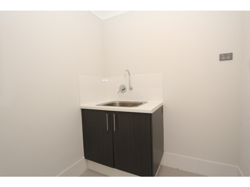 6A Mawson Close, Seville Grove WA 6112