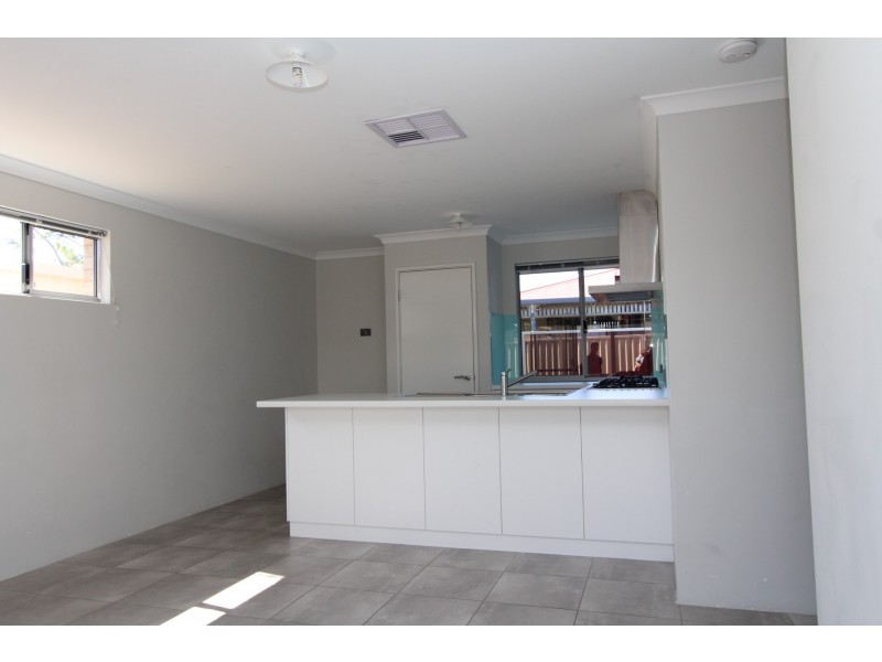 6A Mawson Close, Seville Grove WA 6112