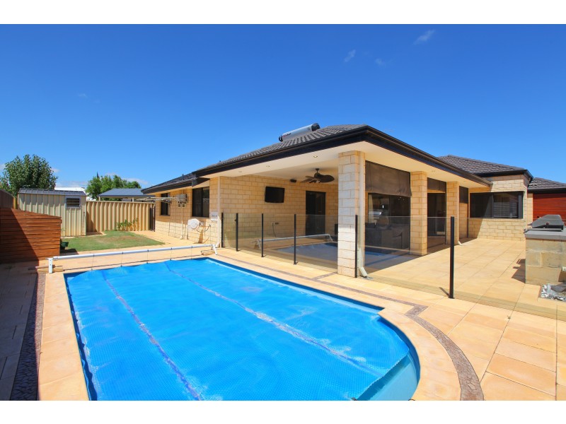 5 Elemi Bend, Atwell WA 6164