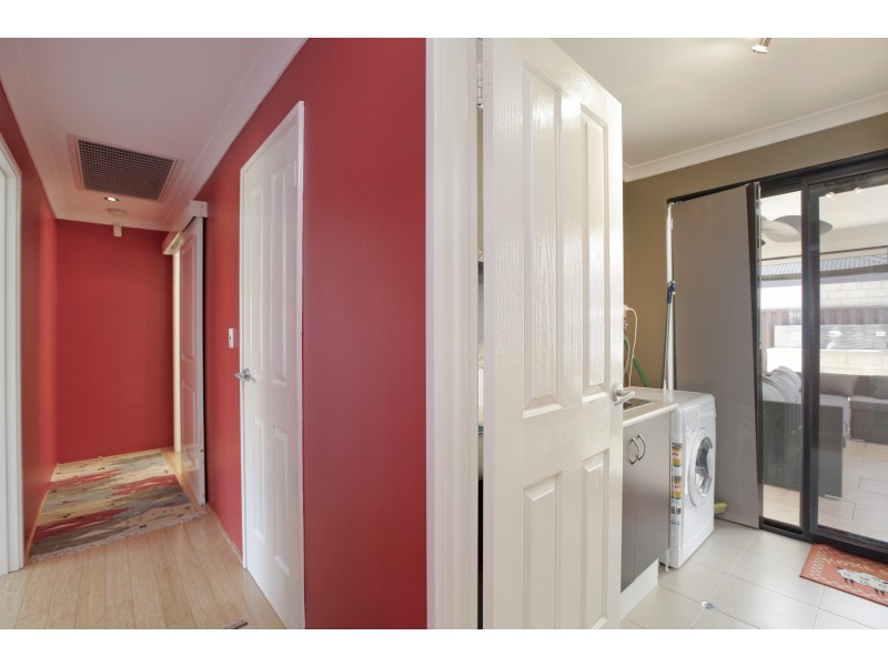 5 Elemi Bend, Atwell WA 6164