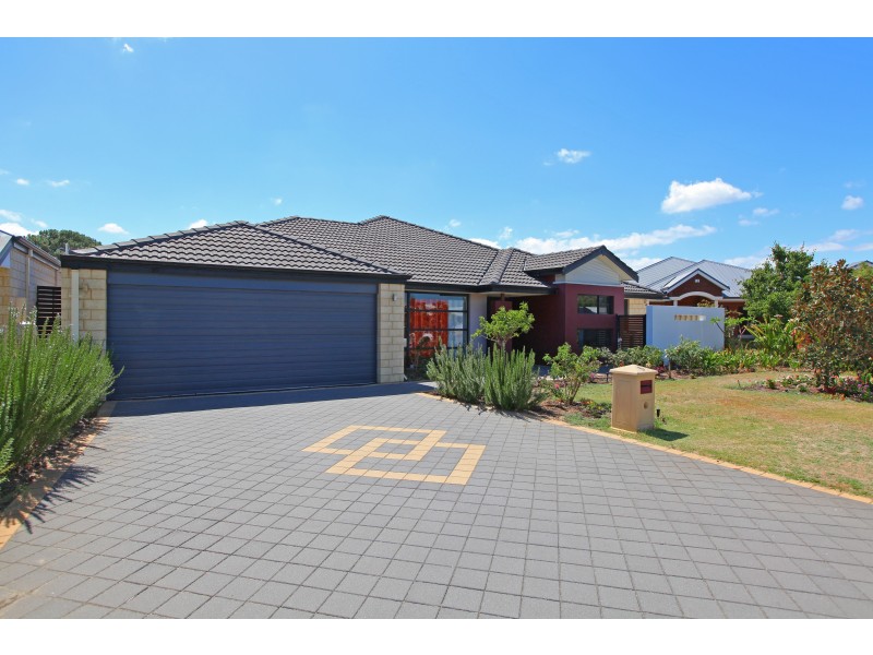 5 Elemi Bend, Atwell WA 6164