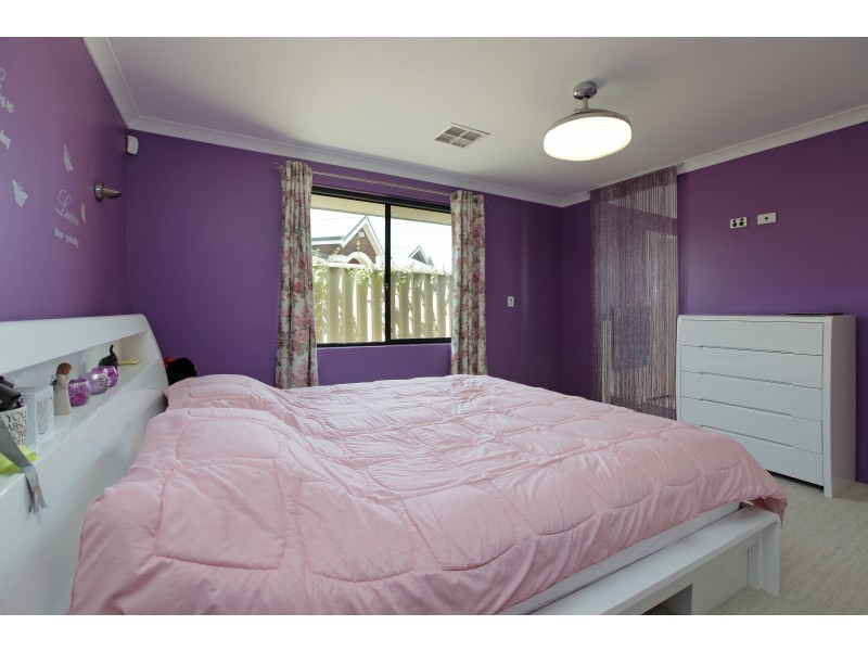 5 Elemi Bend, Atwell WA 6164