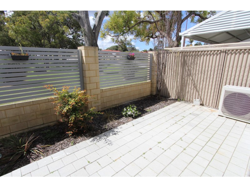 21 Hutchins Way, Kwinana Town Centre WA 6167