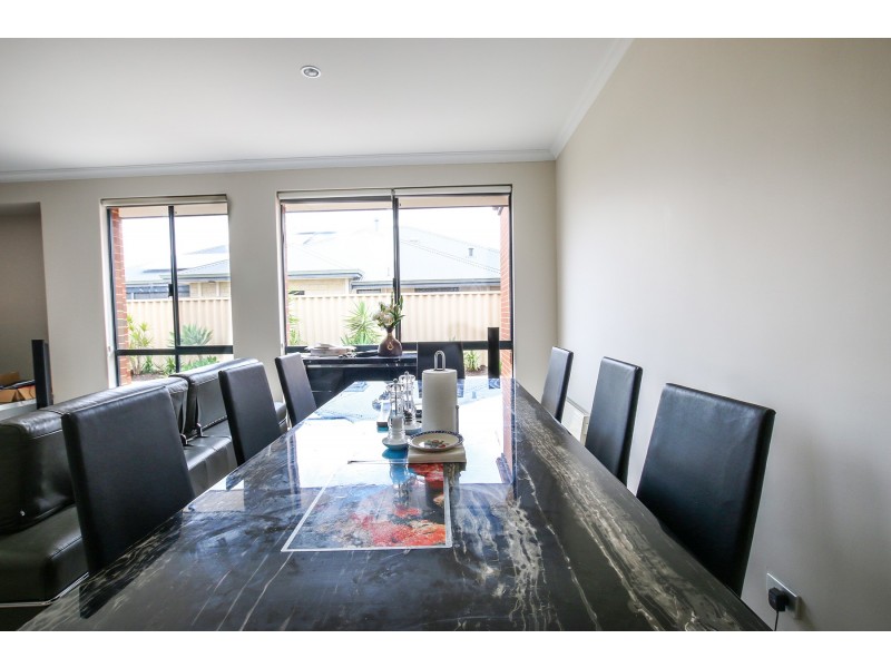 74 Harmony Avenue, Atwell WA 6164