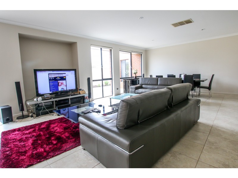 74 Harmony Avenue, Atwell WA 6164