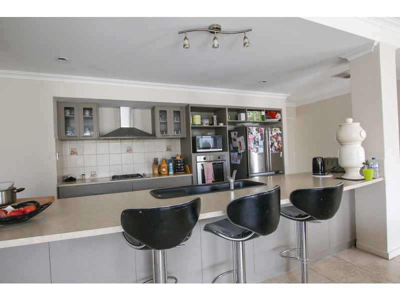 74 Harmony Avenue, Atwell WA 6164