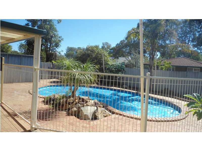 5 Claunelle Road, Armadale WA 6112