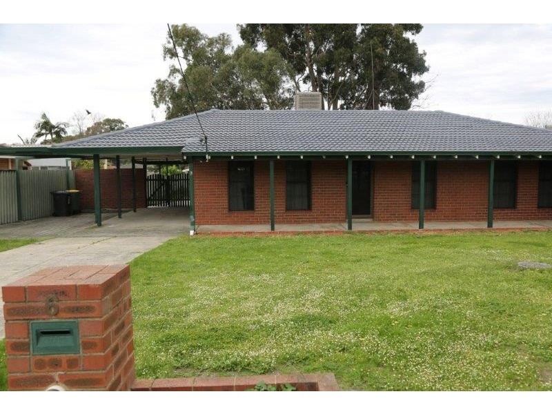 6 Jacobsen Way, Thornlie WA 6108