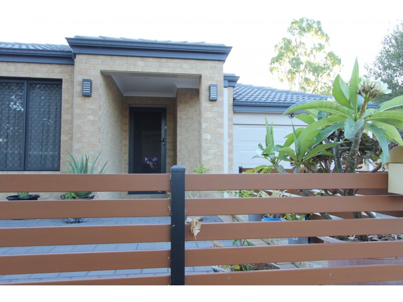 4 Keston Place, Gosnells WA 6110