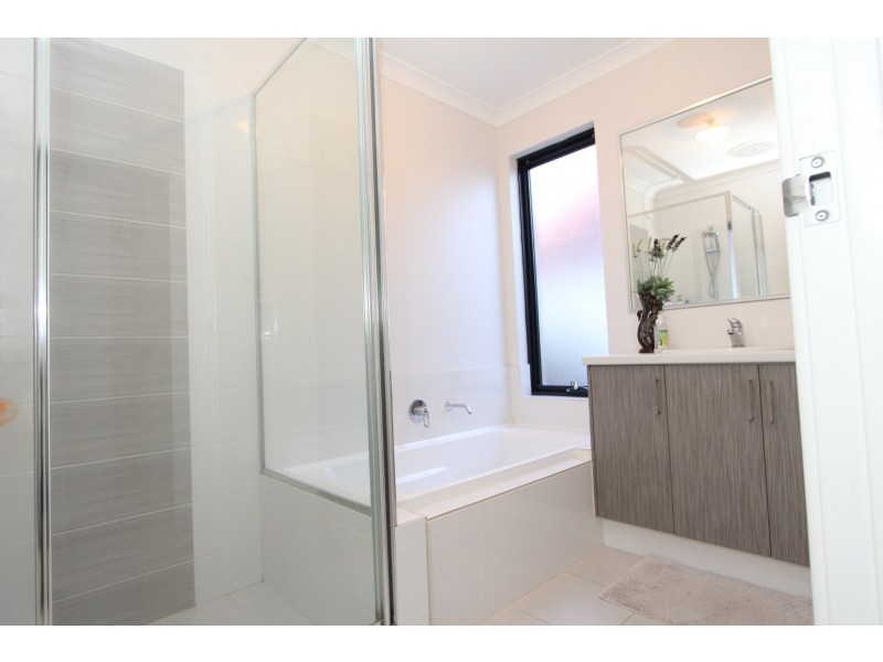 4 Keston Place, Gosnells WA 6110