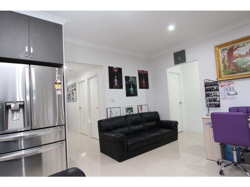 4 Keston Place, Gosnells WA 6110