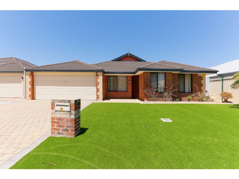 21 Minerva Loop, Success WA 6164