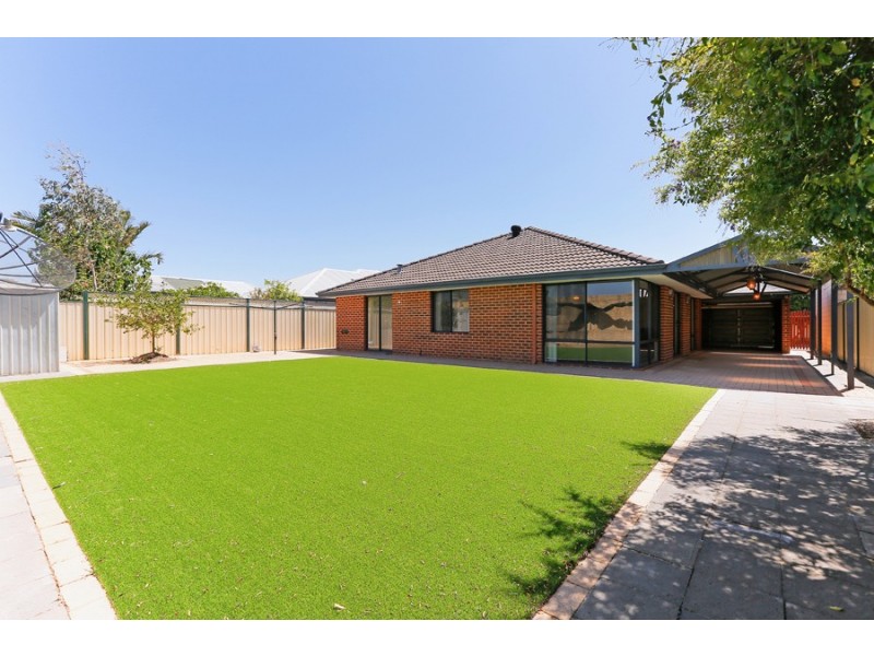 21 Minerva Loop, Success WA 6164
