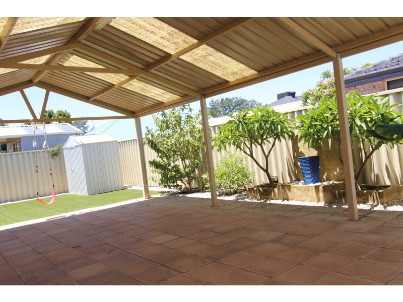 31 Kingia Way, Canning Vale WA 6155