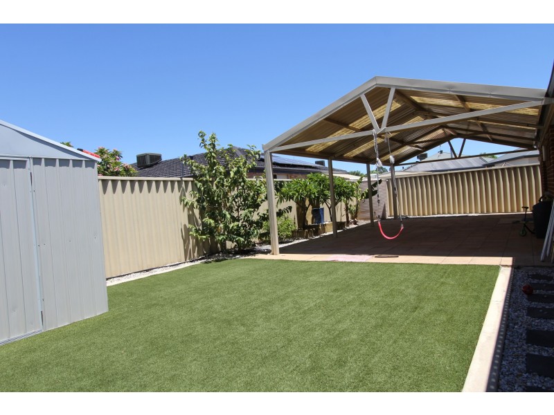 31 Kingia Way, Canning Vale WA 6155