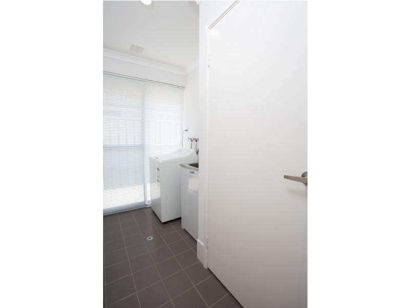 17 Harding Street, Hilbert WA 6112