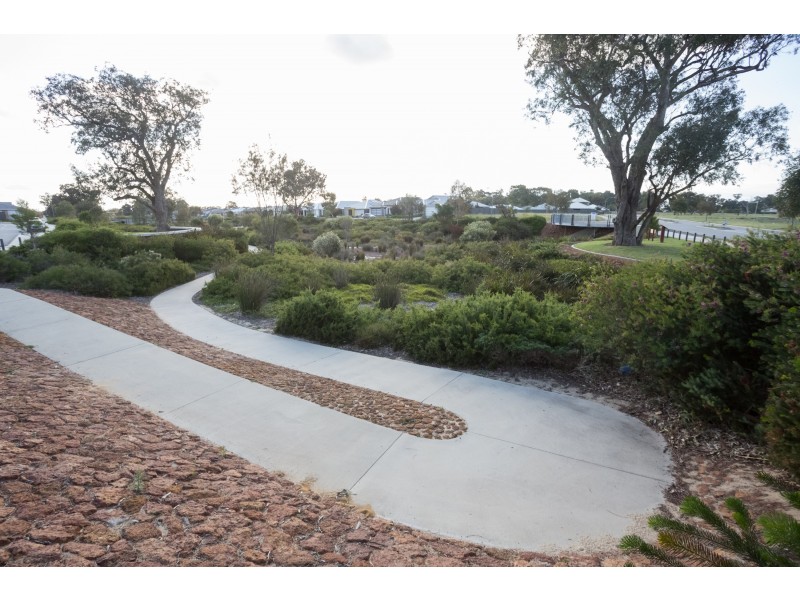 17 Harding Street, Hilbert WA 6112