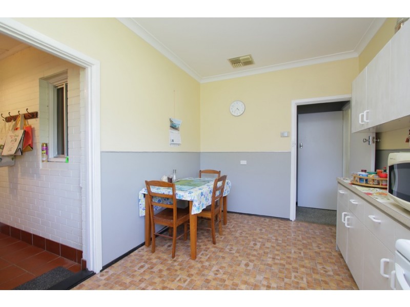 63 Wungong Road, Armadale WA 6112